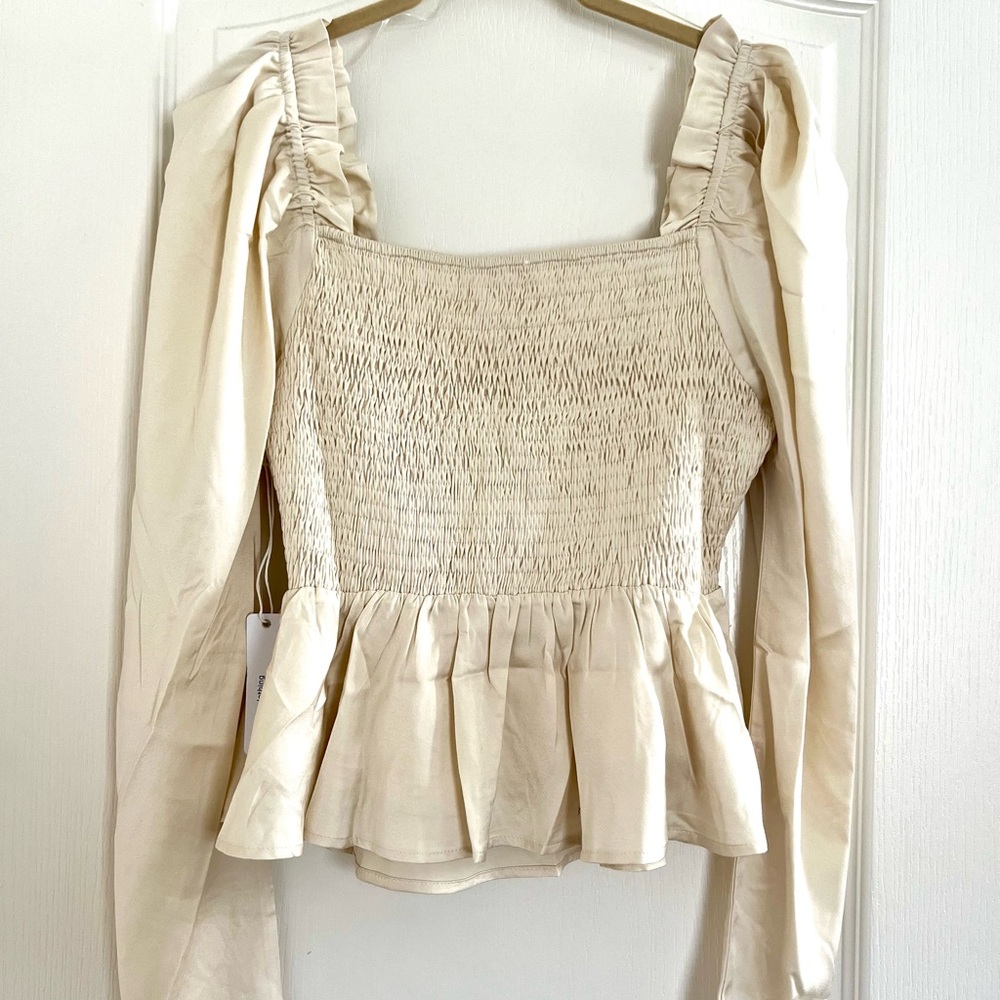 🌟SIX / FIFTY Ruched Blouse - Picture 4 of 8
